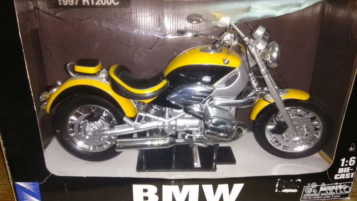 Модель мотоцикла BMW R1200C 1:6