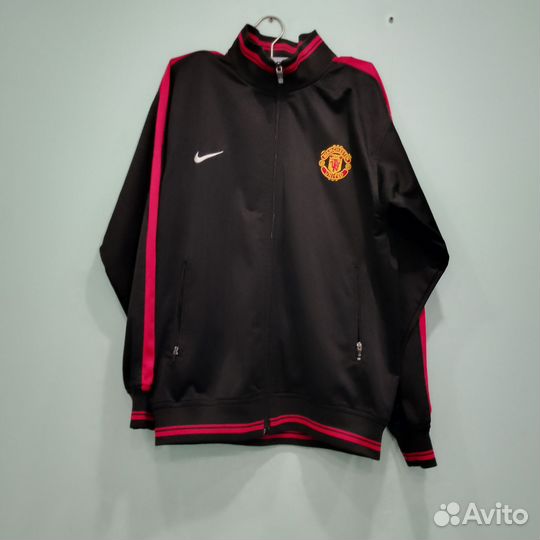 Спортивная кофта