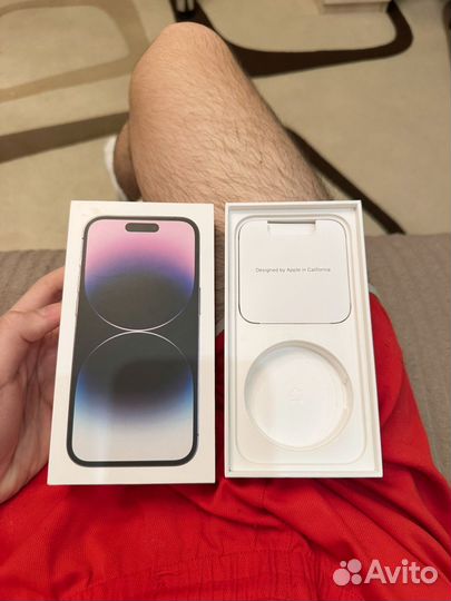 Коробка от iPhone 14 pro