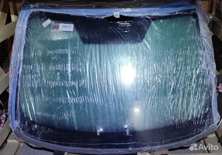 Лобовое стекло Nissan X-trail с подогревом