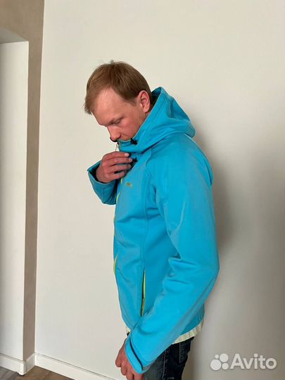 Горнолыжная куртка 48 мужская