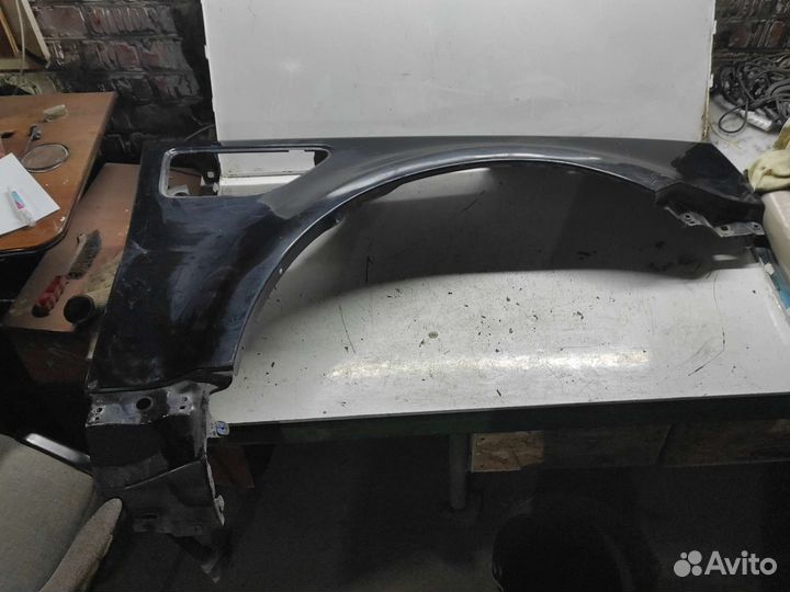 Крыло переднее левое Land Rover Range Rover Sport 1