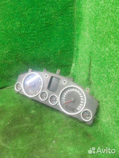 Приборная панель Volkswagen Touareg I 2.5 TDI 2005