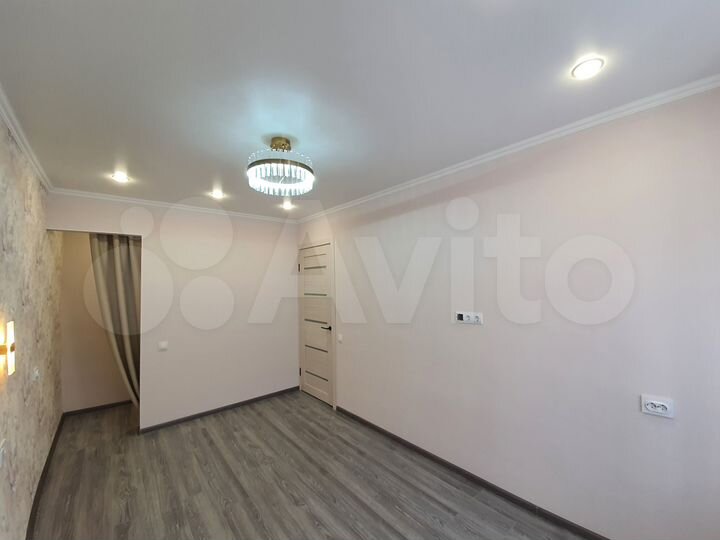 2-к. квартира, 47 м², 2/5 эт.