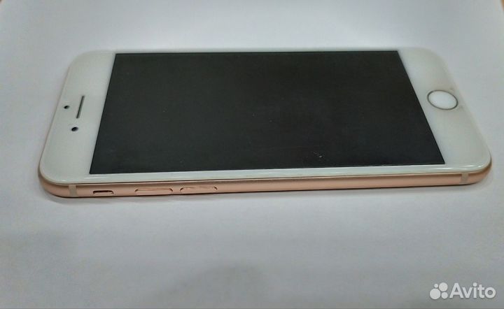 iPhone 8, 64 ГБ