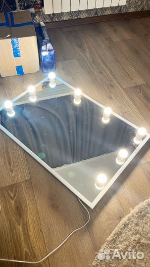 Гримерное зеркало