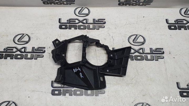 Кронштейн птф прав. перед. Lexus RX300