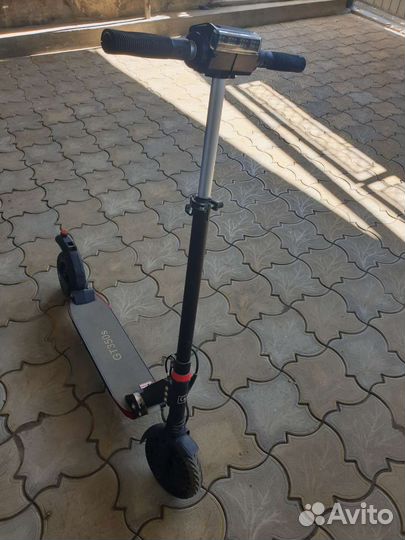 Электросамокат бу GT 350s