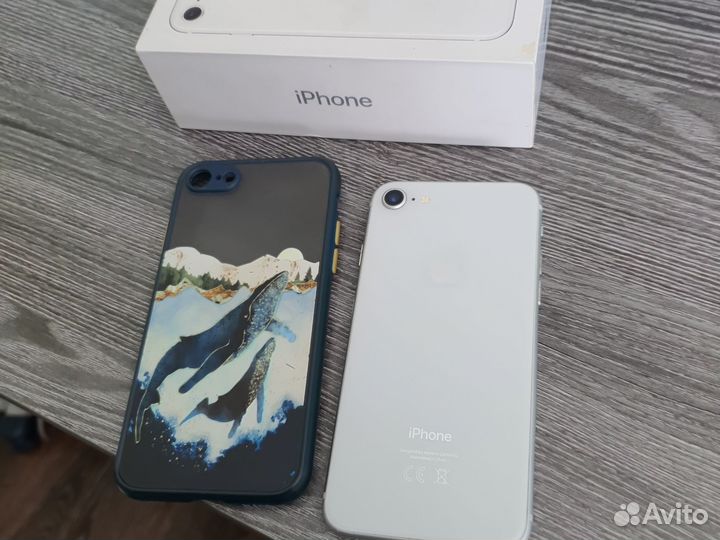 iPhone 8, 64 ГБ