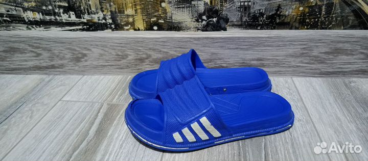 Шлепки на мальчика
