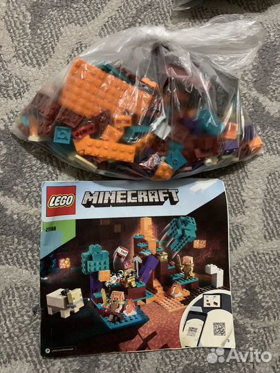 Продаются наборы Lego minecraft