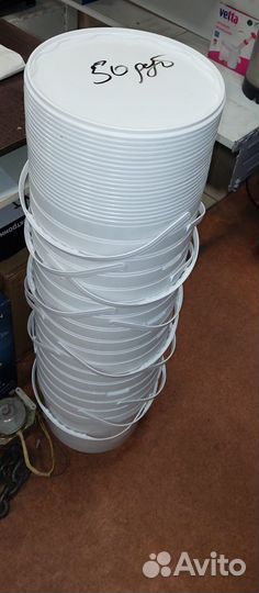 Ведро пластиковое с крышкой 10л