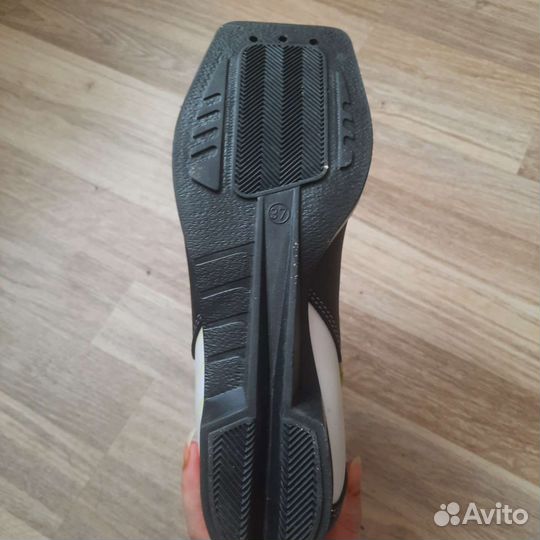 Лыжные ботинки Quechua - Capcir 37 размер