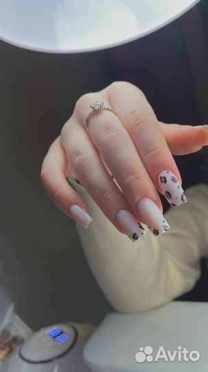 Маникюр