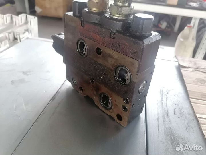 Секция распределителя K170LS