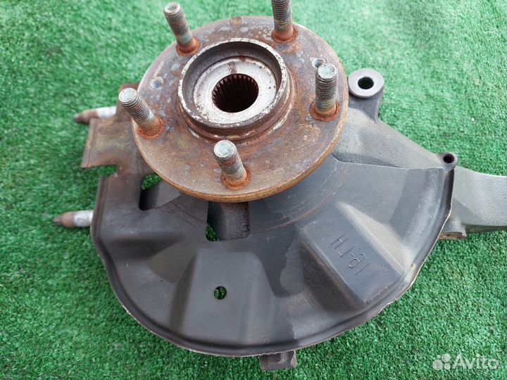 Кулак поворотный передний левый Мазда 6 GH