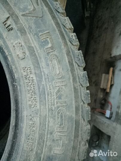 Nokian Tyres Hakkapeliitta 5 215/65 R16