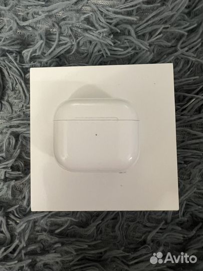 Apple airpods 3 magsafe charging case