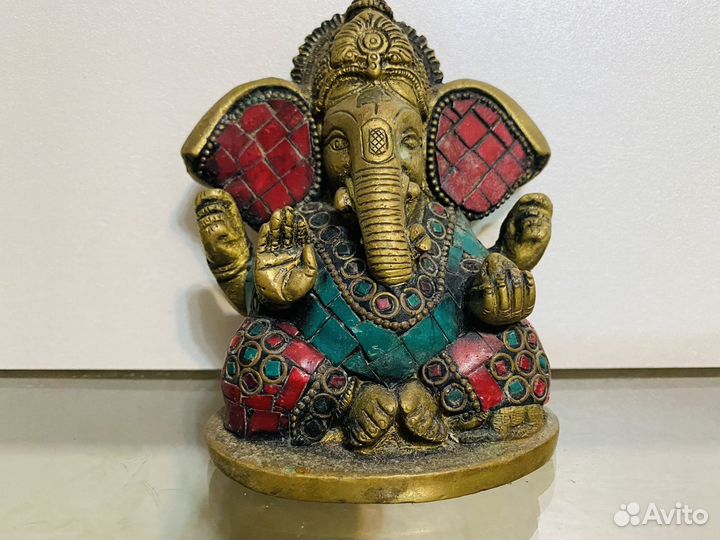 Божества Индии: Калли, Шива, Ганеша с камнями