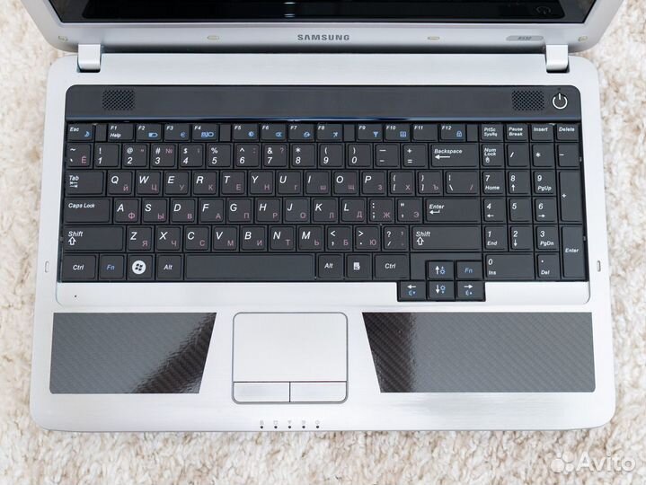 Ноутбук Samsug R530