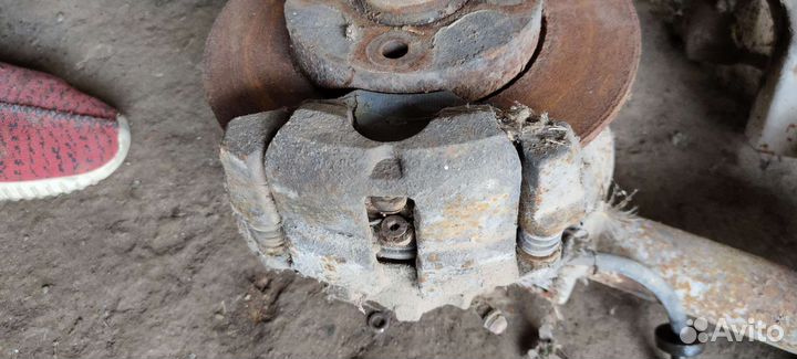 Ауди 80 б2 суппорта передние