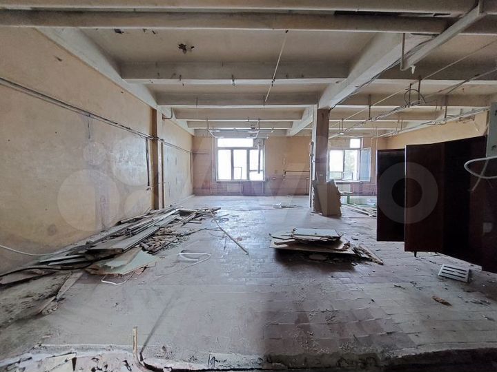 Тёплый склад светлый, одним квадратом,метро 144 м²