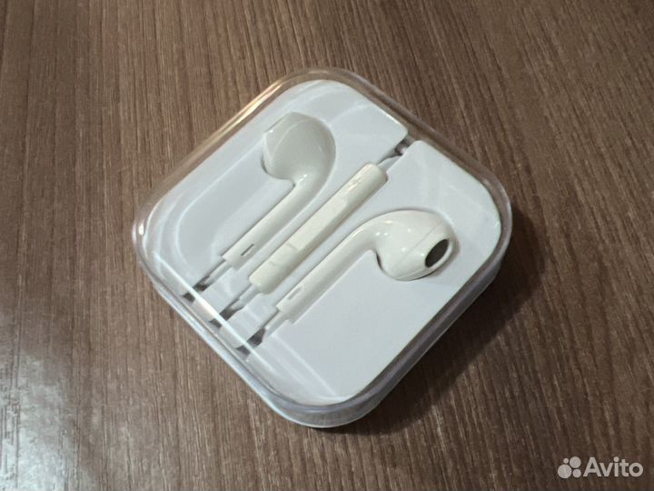 Наушники apple earpods 3.5 мм (новые)