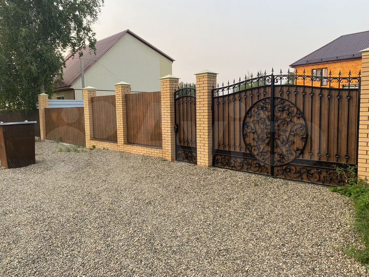 Коттедж 201 м² на участке 7,1 сот.