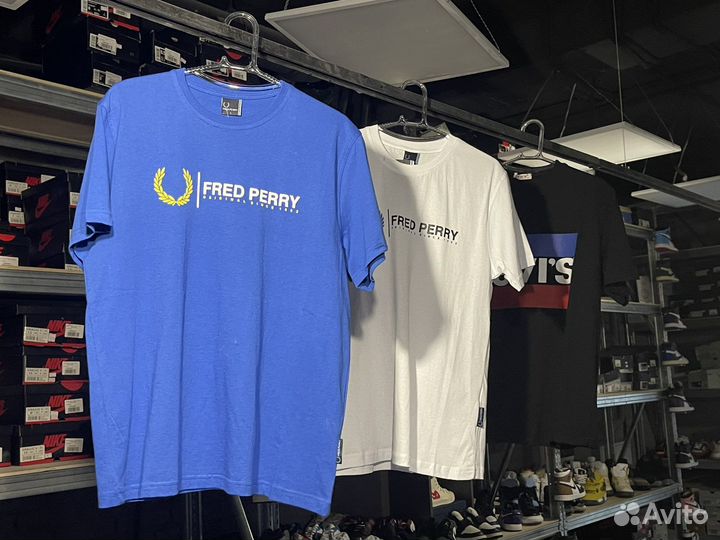 Футболки Tommy Hilfiger