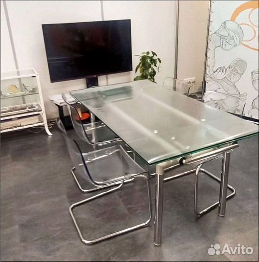 Прозрачная клеенка на обеденный стол