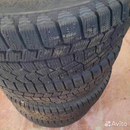 Gislaved Soft Frost 200 185/55 R15 86T