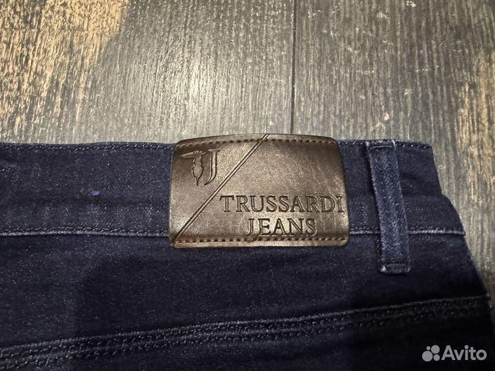 Оригинальные джинсы trussardi