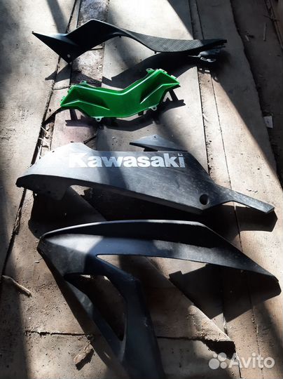 Продам пластик kawasaki ninja 300