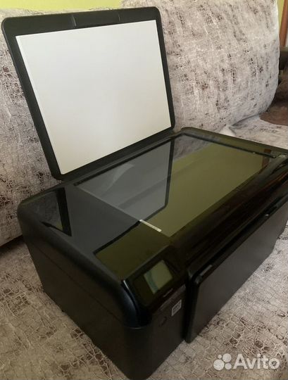 Принтер HP Photosmart B010b