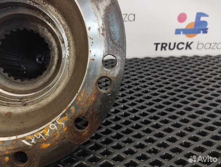 2444811 Крышка ступицы задней Scania 6-series