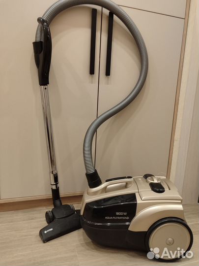 Пылесос vitek VT-8100 с аквафильтром