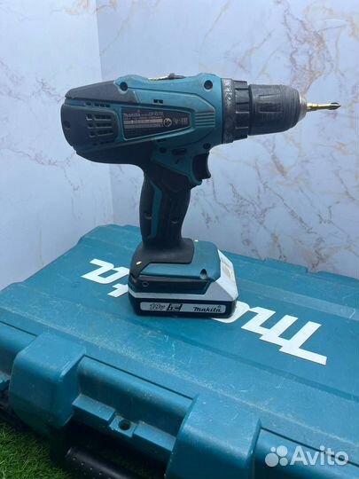 Аккумуляторная дрель-шуруповерт makita DF457D