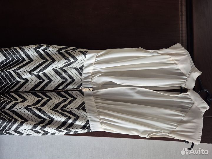 Платье,Gil Santucci 44 размер