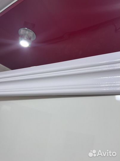 Карниз на кухонный гарнитур, плинтус