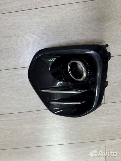 Рамка противотуманной фары левая Kia Sportage 4 20