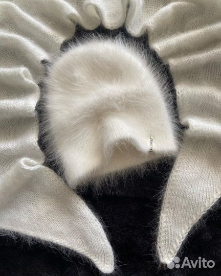 Вязаный комплект