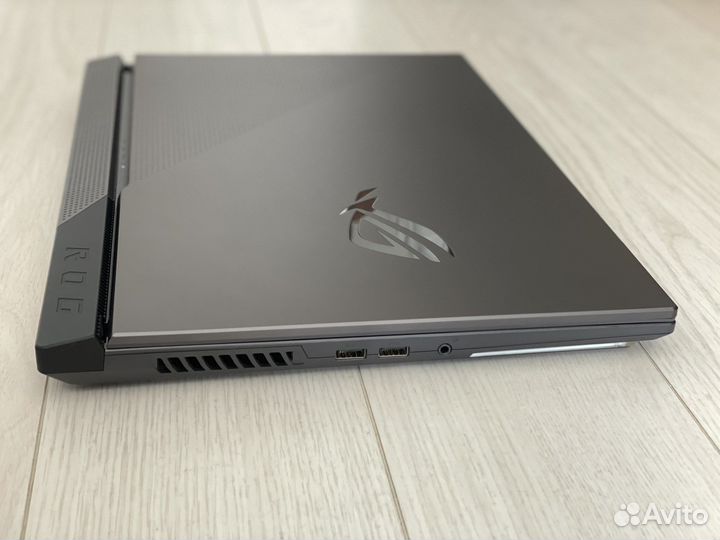 Мощный игровой Asus Rog Strix