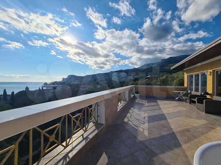 Гостиница, 600 м²