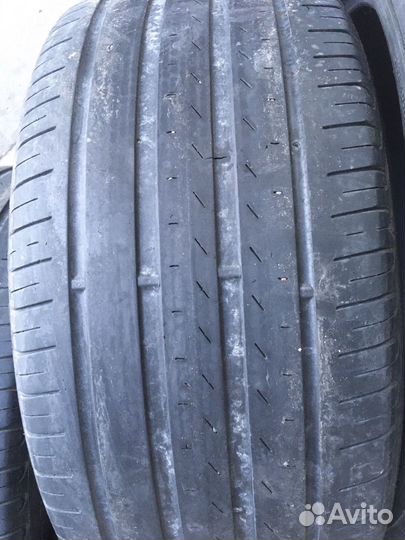 Bridgestone Potenza RE050 245/40 R19 и 275/35 R19 94W