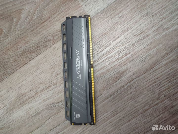 Crucial Ballistix Tactical 8GB DDR4 3000