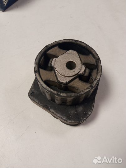 Опора Кпп Bmw X3