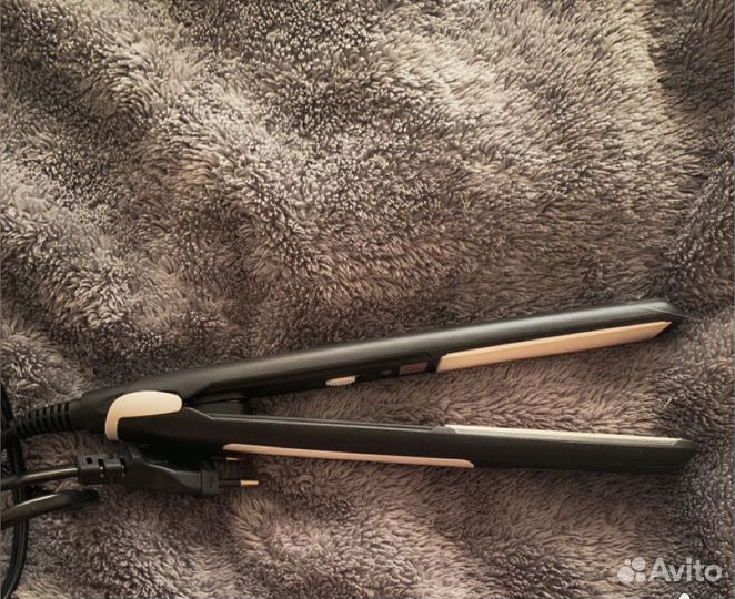 Выпрямитель для волос