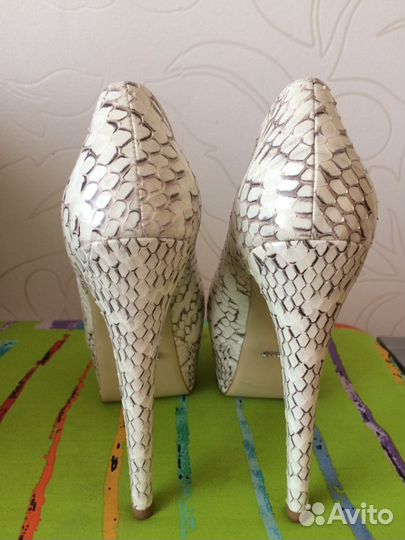 Туфли на выпускной, торжество