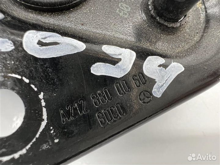 Петля капота Mercedes-Benz E-Class W212 272952