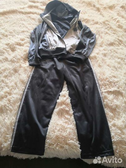 Спортивный костюм